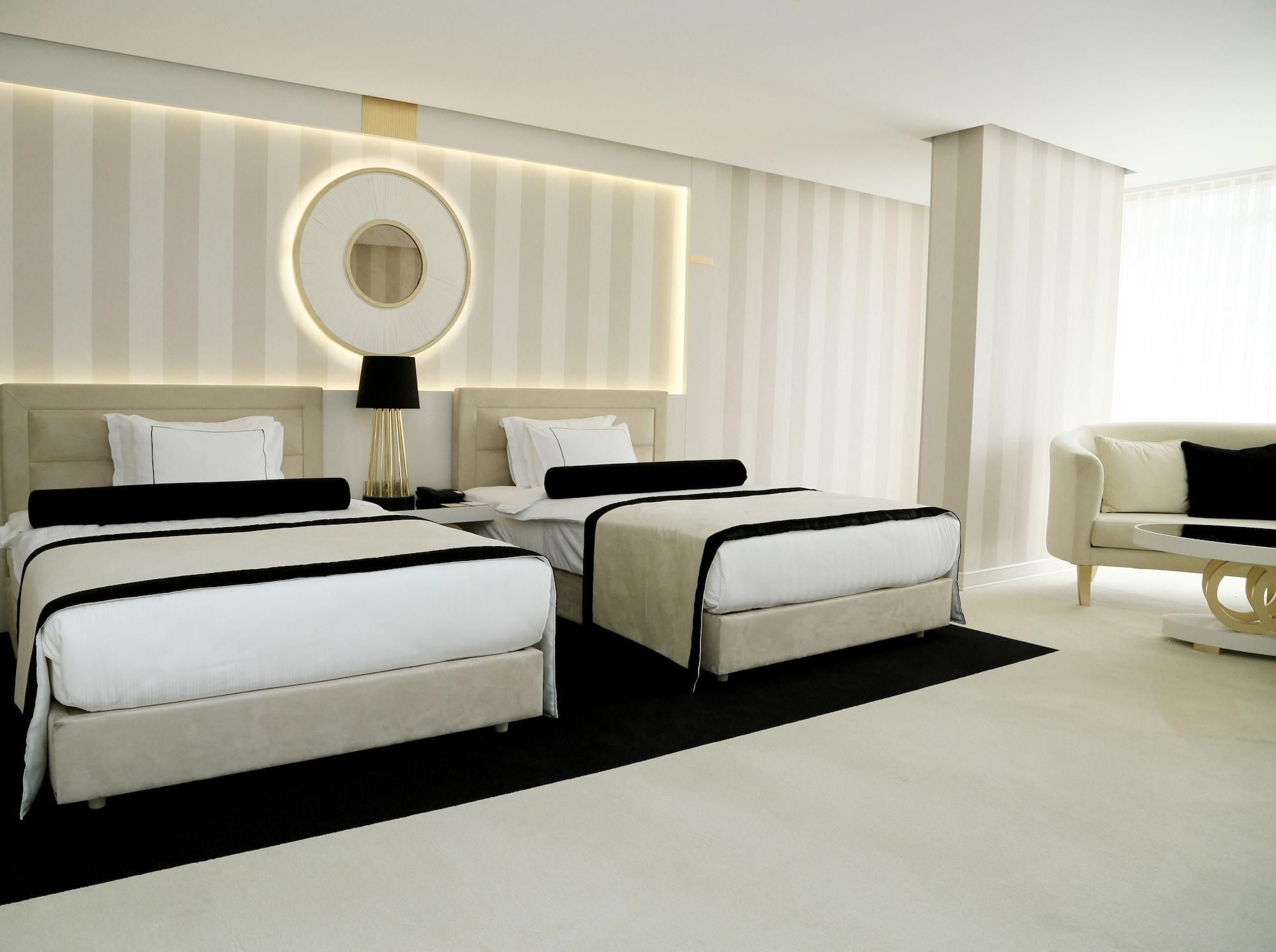 Ramada Hotel & Suites Sisli Istanbul Exterior photo