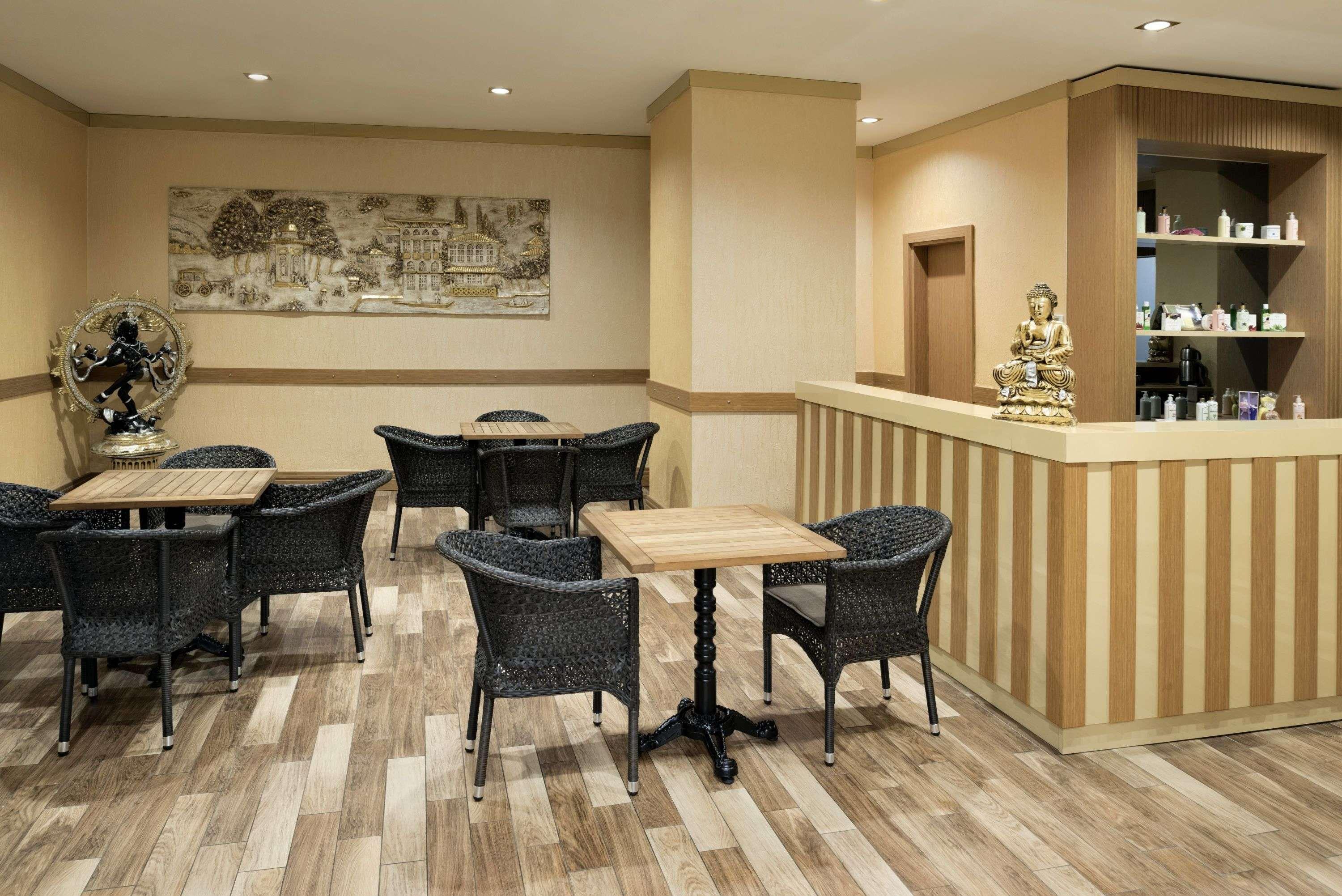 Ramada Hotel & Suites Sisli Istanbul Exterior photo